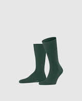 Falke »Airport« short - hunter green