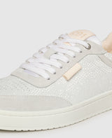 Court W AA - White