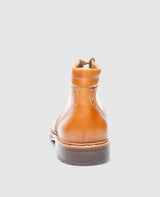 Janosh K Full-Brogue AC - braun

Output: Nut Brown