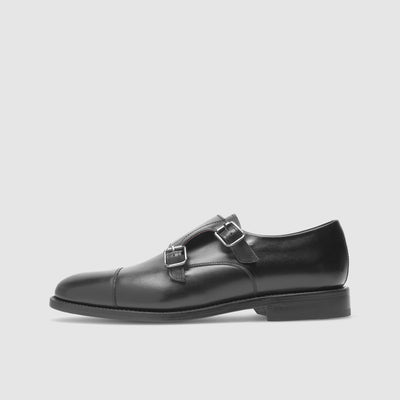 Monkstrap: Men's shoes with buckles
