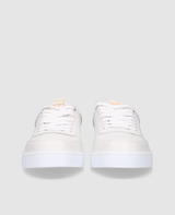 Court M AB - White