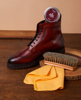 blau

Horsehair Brush - Dark Blue